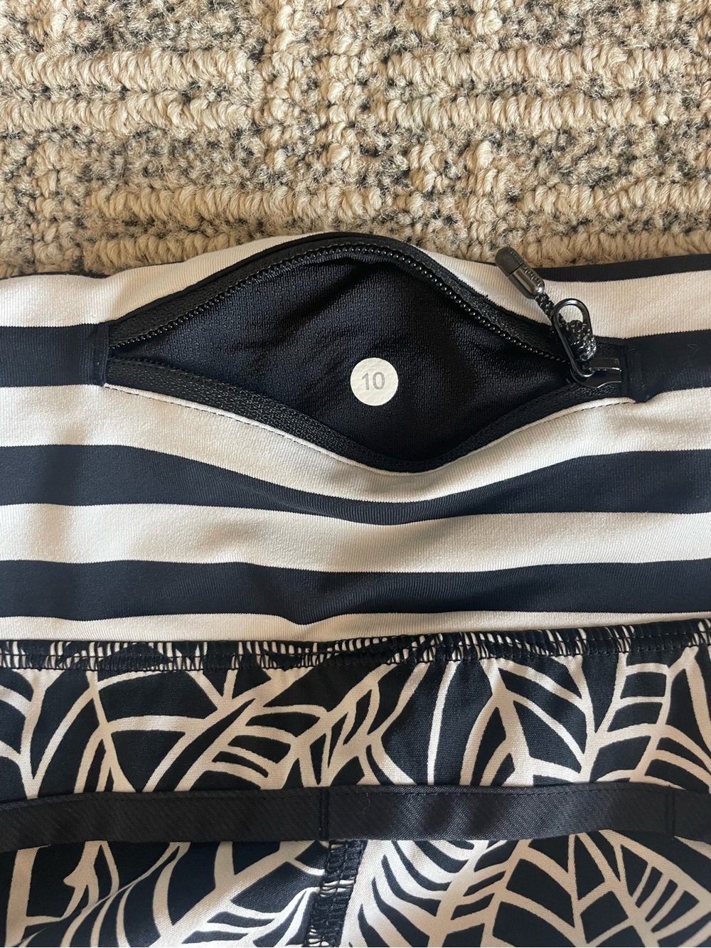 Short Short Bundle Lululemon & Adidas - Picture 13 of 14